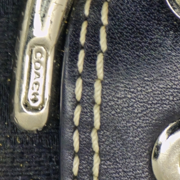 Vintage Coach Hampton Signature Black Wallet - Picture 3 of 6